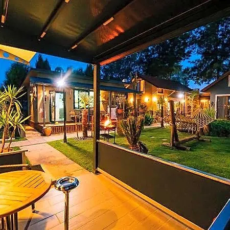فندق Antik River House