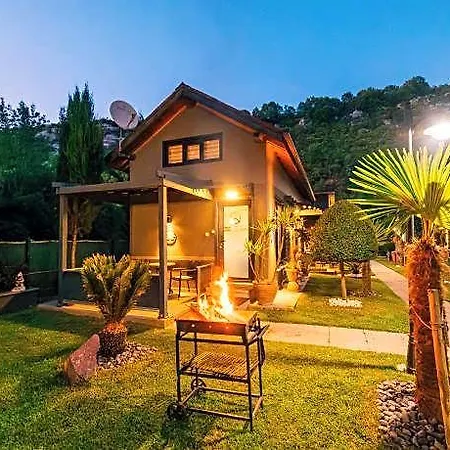 Antik River House 3* اسطنبول